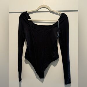Lululemon black bodysuit size small